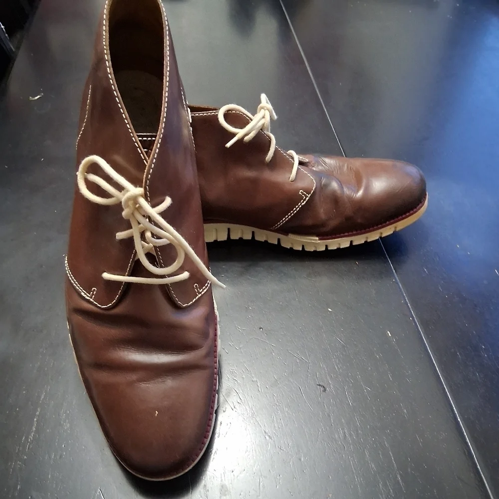Cole Haan GRAND O.S Leather Chukka Boot   Size 12